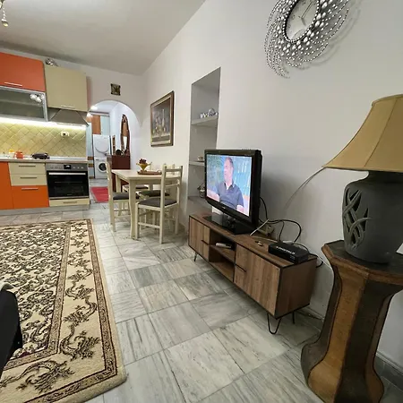Apartment Ferit Xhajko Tirana